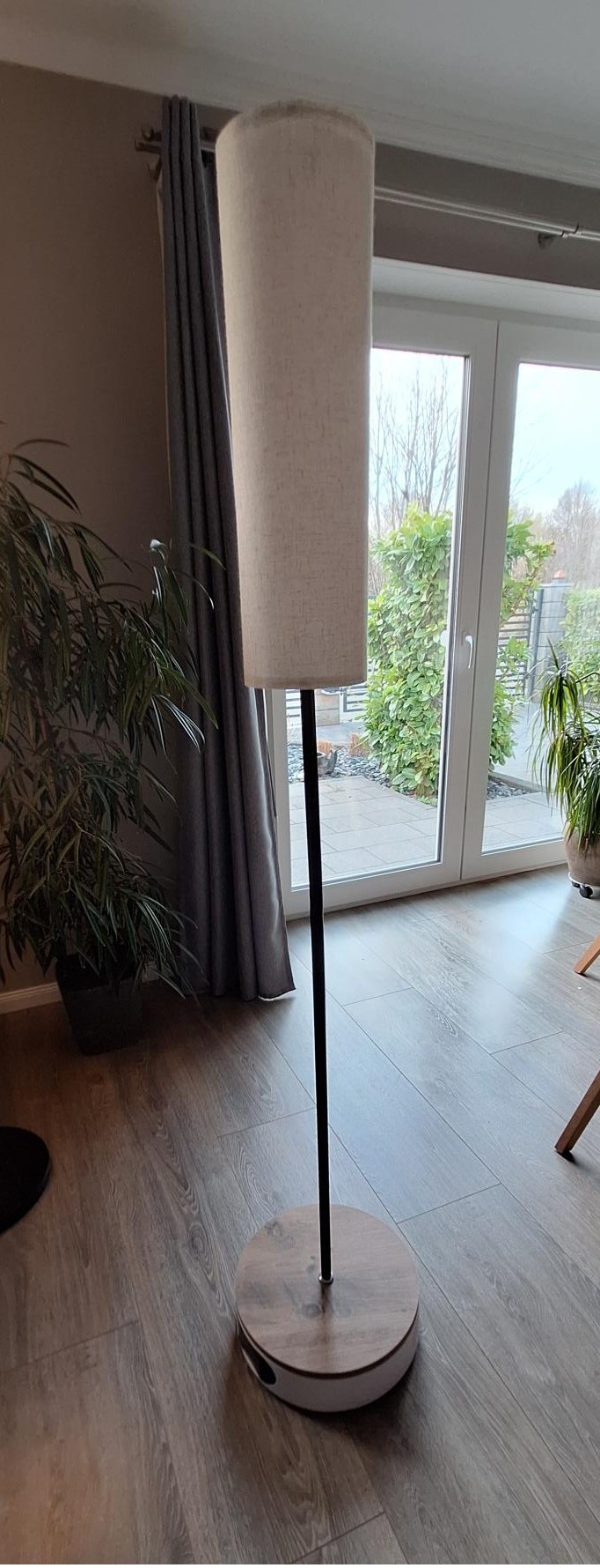 Lampi Robot - View 2